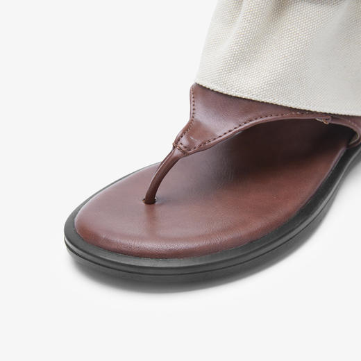 西遇平底凉靴女新款夏季复古辣妹皮带扣黑色中筒靴子夹趾凉鞋V0056890 商品图5