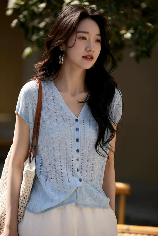 竹节麻小蛮腰V领小飞袖上衣 商品图8