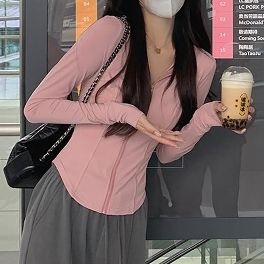 [小滋心选]【活动价 ¥39】【夏日万人团🔥防晒+凉感】超好穿UPF50+瑜伽防晒衣✨99%紫外线隔离💪冰丝开衫，清爽透气不闷汗！修身显瘦，运动休闲都能穿 商品图3