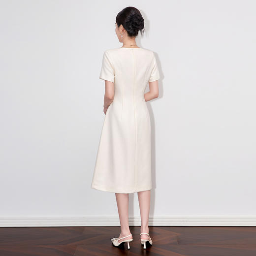 「高货wl」全新升级【铂金会员358/天猫479/差价121】(04559)洛诗琳精致小香风连衣裙2025夏季气质修身V领短袖裙子女 商品图3