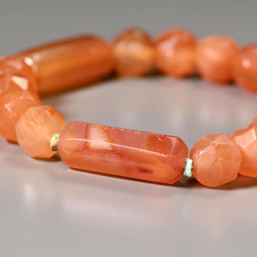 西亚高古红玛瑙“霞飞”手串 商品图2