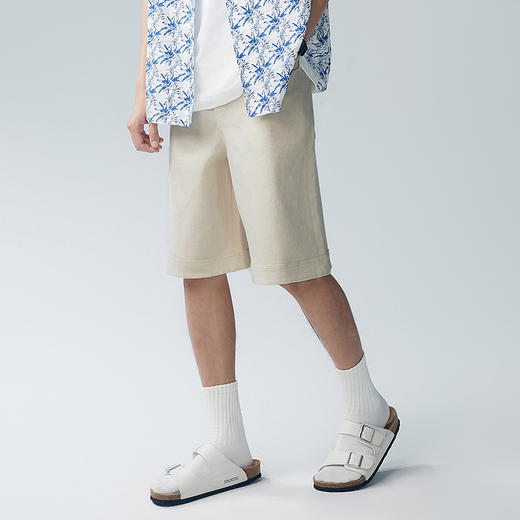 棉仓353818010-宽松版棉弹白牛休闲短裤 商品图1