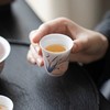 束刻/苍烟红/手绘兰花/马蹄茶杯/手工陶瓷品茗杯白瓷聚香闻香杯单杯简约现代客杯 商品缩略图3