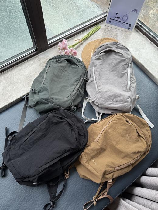 点此购买 可隆男女款轻便双肩背包 xj 322884 商品图6