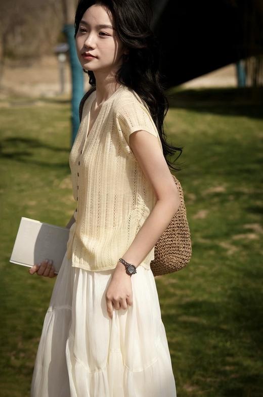 竹节麻小蛮腰V领小飞袖上衣 商品图7