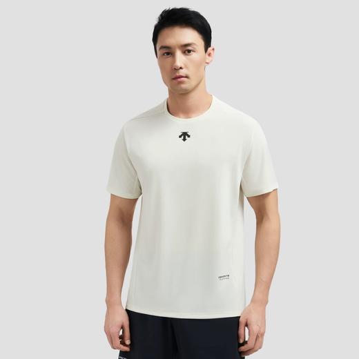 点此购买 迪桑特夏季RUNNING系列跑步运动健身男士短袖T恤 dd 322881 商品图10