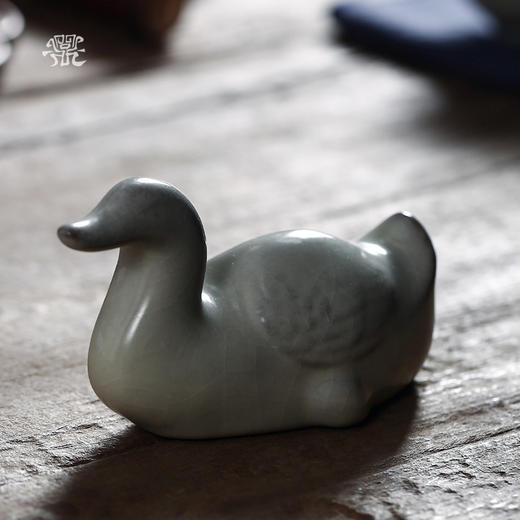 问鼎哥窑致巧款仙凫茶宠 商品图0