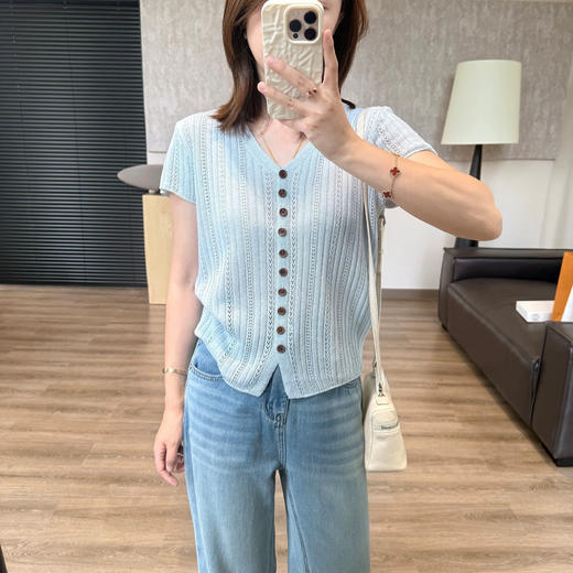 竹节麻小蛮腰V领小飞袖上衣 商品图2