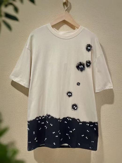 今日推荐-潮牌卡其立体流苏绣短袖海胆绣T恤-喜出 商品图1