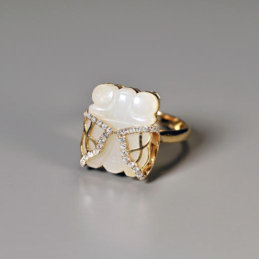 清代和田白玉蝉“梦仙”戒指 商品图0