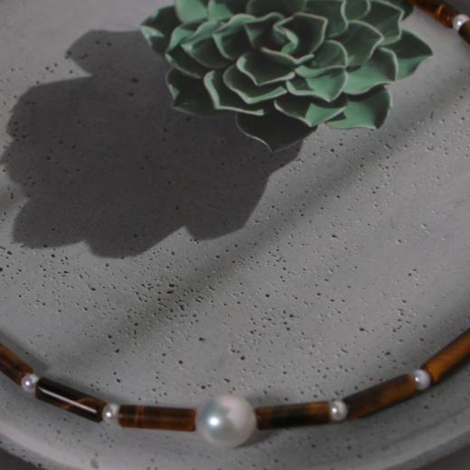 【甄珠贝】复古与柔美的奇妙融合 天然虎眼石 和小米珠珍珠项链 3-4mm 中间一颗冷光巴洛克珍珠9-10mm 商品图2