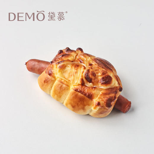 3.9 元秒芝士爆汁肠仔包 【电子兑换券购买起30天有效·线下门店通用 ·每个ID限购1个】 商品图2