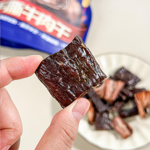 高原风干牦牛肉干#鲜香劲道肉制醇香，高原放养牦牛肉，配料表干净，原肉整切无糖，草本藏香 商品图4