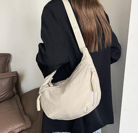 UYOKU 百搭潮流个性单肩包 牛角包 日常简约 尼龙斜挎包 5色可选