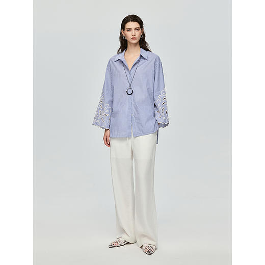 棉仓363604058-初棉海雾蓝白条重工刺绣提花衬衫 商品图4