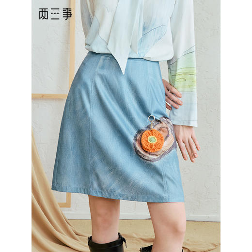 两三事星河行川2025夏季新款趣味手工钩花挂件装饰印花a字半身裙 商品图0
