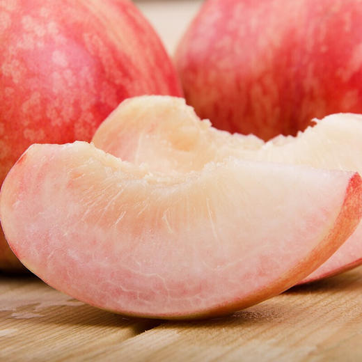 【十堰主城区包邮】新鲜水果 丹江口贡桃  6斤装（微瑕疵果，介意勿拍） 商品图2