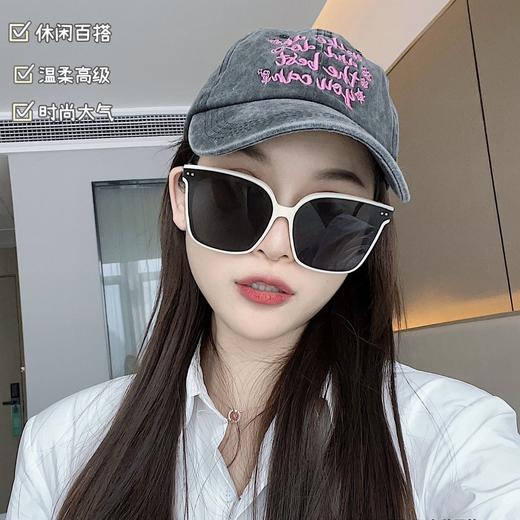 【镜框自重轻，好戴不下滑！】gm墨镜网红太阳镜 防紫外线墨镜女 百搭时尚墨镜女 高级感-QQ 商品图0