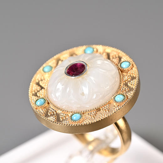 清代和田白玉莲花戒指 商品图6