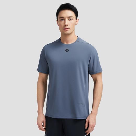 点此购买 迪桑特夏季RUNNING系列跑步运动健身男士短袖T恤 dd 322881 商品图12