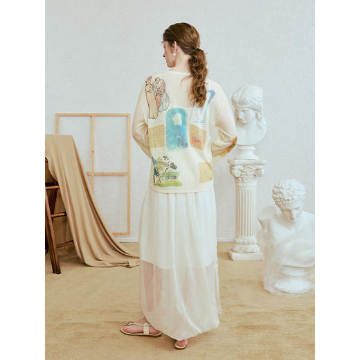 两三事 夏光浮梦 2025夏季新款文艺风印花套头薄款针织衫女 商品图3