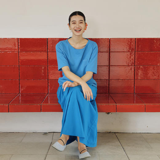 绽放401朵/【多巴胺·水果T】汉麻棉亚麻17周年印花口袋短袖T恤女 商品图2