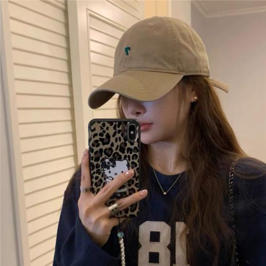 特别福利💰29.9🉐任选2个！显脸小！质量很好【江阿斗 韩版男女刺绣7鸭舌帽】素颜油头神器！🤩四季百搭，当下流行的美式学院风，🌟太有氛围感了~ 商品图4