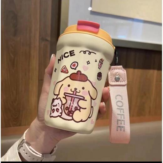 [小滋心选]【活动价 ¥45.9】【潮流必入🔥】泰国爆款三丽鸥吸管杯，保温保冷超强！便携设计让你随时随地享受咖啡时光☕✨ 今天要给大家种草一款超有趣、又实用的日常好物 商品图3