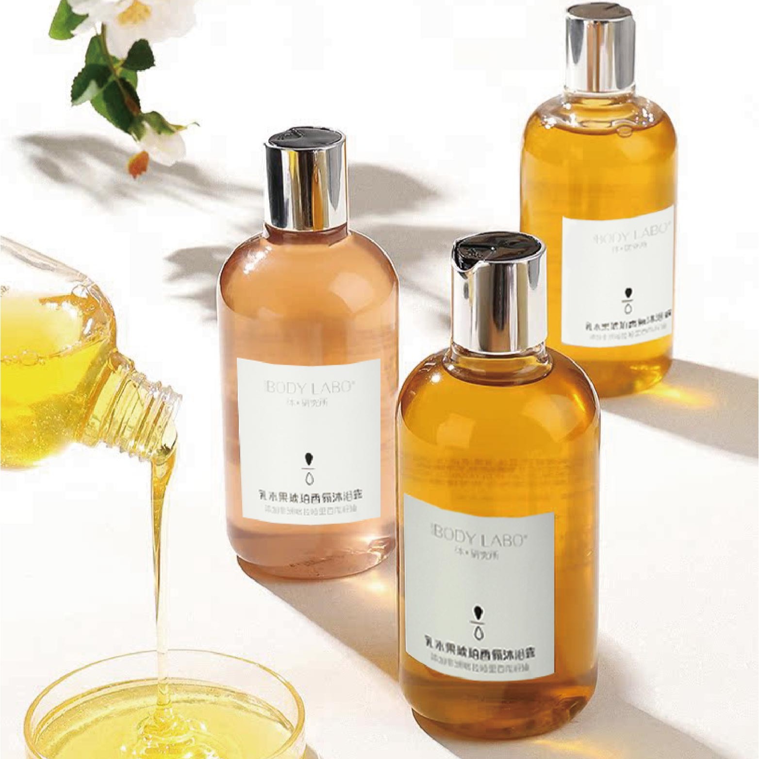 体·研究所  香氛沐浴露300ML