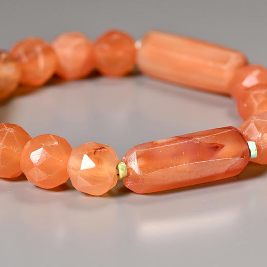 西亚高古红玛瑙“霞飞”手串 商品图3