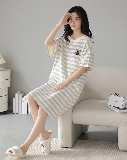 康妮雅女式短袖睡裙 商品图6