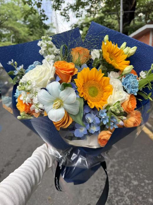 蓝橙撞色花束 商品图1
