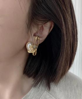 西太后薇薇安珍珠爱心别针耳钉！闭眼入！太让人心动了！