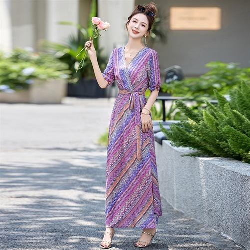 2025年夏季新款气质V领系带图片色其他甜美清新拼接圆领连衣裙MEIQIN5677 商品图0