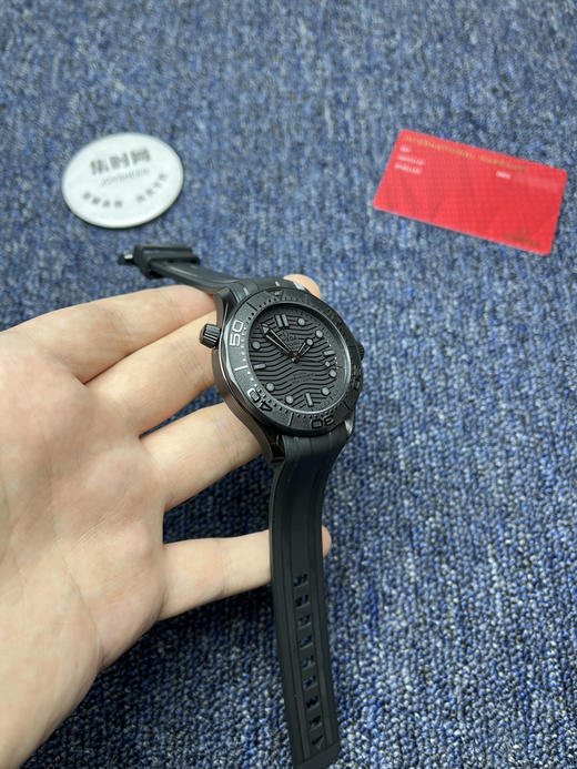 墨黑海马 桀骜登场 欧米茄VS新品海马300系列 陶瓷海马 男士机械腕表 表径43.50mm 商品图2