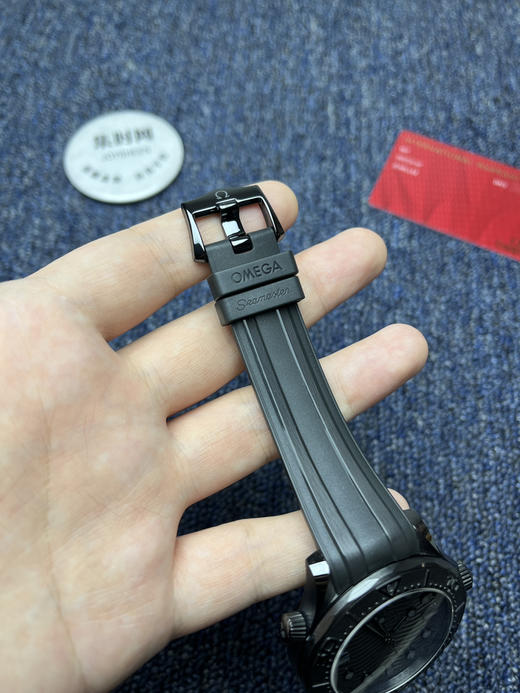 墨黑海马 桀骜登场 欧米茄VS新品海马300系列 陶瓷海马 男士机械腕表 表径43.50mm 商品图7