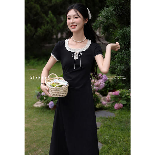 鹿向南「星月夜港」法式U领黑色短袖连衣裙女夏撞色系带A字长裙 商品图3