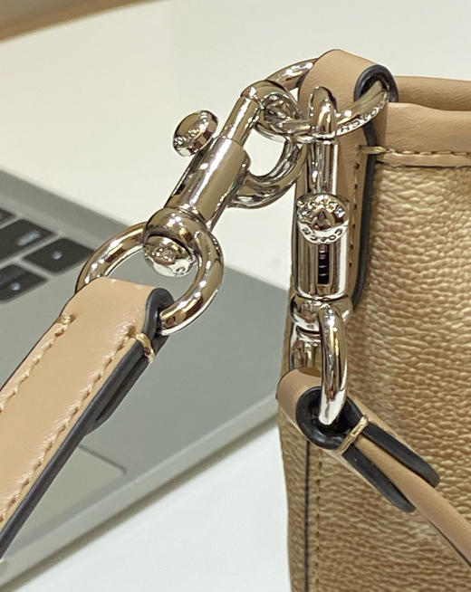 蔻chi家原单Laurel19流浪包斜挎包腋下包062702 商品图8