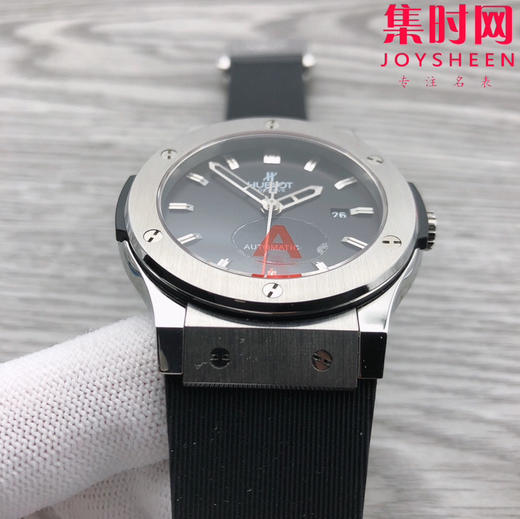 经 典 融 合 系列 男士腕表 商品图4