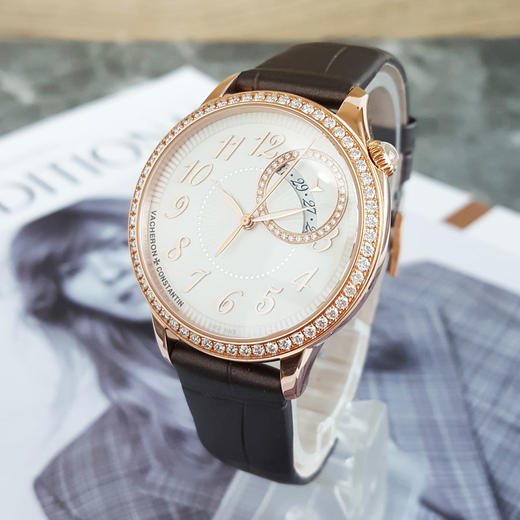 【95新】Vacheron Constantin 江诗丹顿伊灵女神系列4605F/000R-B496自动机械机芯35MM（女款）日期显示现售价 240625NJS12 商品图2
