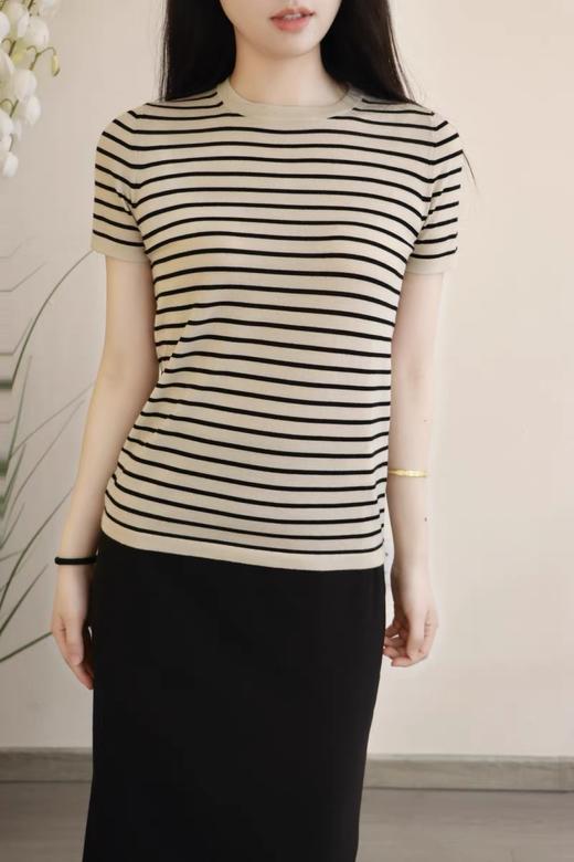 628-2渠道货 smax 超细高支绵羊毛 不一样的条纹针织短袖 温润细腻干爽 奢侈体感 商品图8
