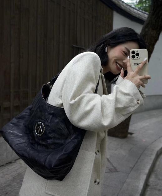 Grotto箭头包 牛皮休闲单肩腋下包 Z-15468 商品图1