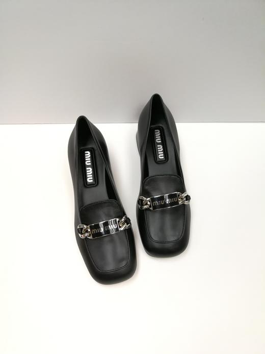 女款方头银扣哑光矮跟鞋017 商品图1