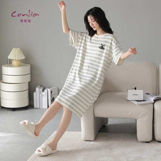 康妮雅女式短袖睡裙 商品图1