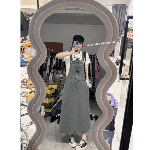 2025新品  蕾蕾同款【重返十八岁】韩系复古水洗大口袋宽松A字背带牛仔裙 商品图0