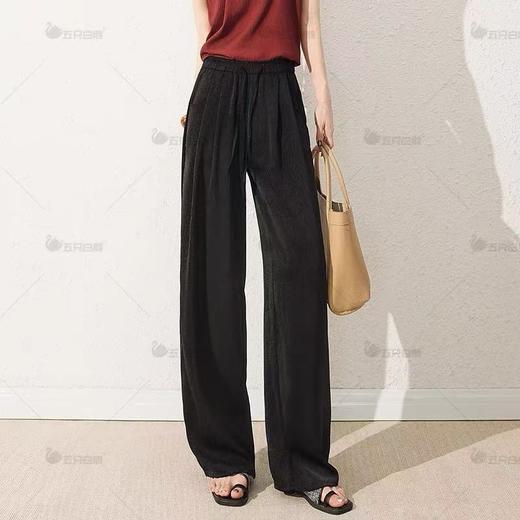 最后样衣清仓！五只白鹅—冰丝缎面防晒凉凉裤2520 商品图3