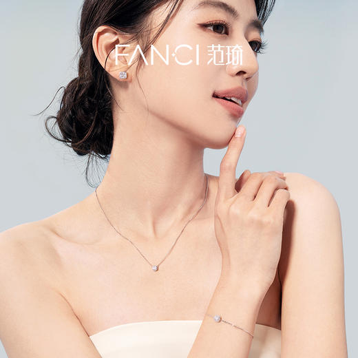 Fanci范琦【星点系列】星点项链方形款饰品气质百搭灵动爆闪礼物 商品图4