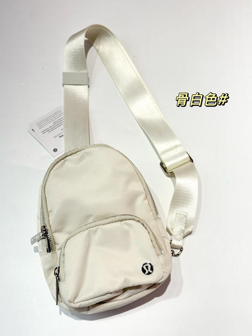 lululemon Everywhere Small Sling Bag便携休闲小包胸包斜挎包 商品图11