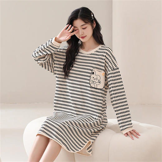 康妮雅女式长袖睡裙 商品图4