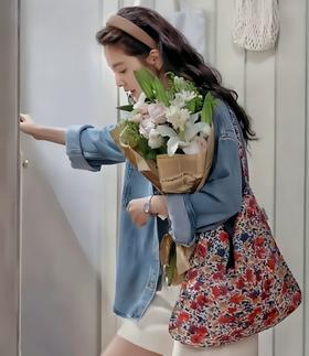 老米优品🎈3-5天！日本代购同款，好品质《复古ins风碎花帆布包》100%棉，把浪漫背在身上，让日子也染上碎花的温柔～ 下架